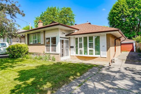 Photo 1 at 60 Vradenberg Drive, Sullivan, Toronto