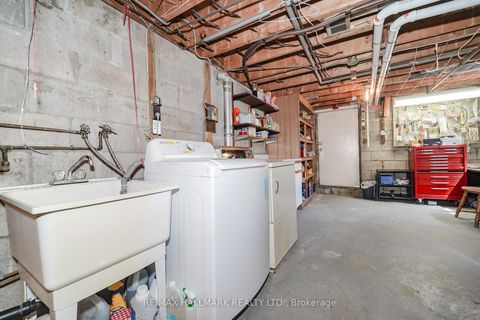 Photo 33 at 60 Vradenberg Drive, Sullivan, Toronto