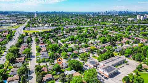 Photo 35 at 60 Vradenberg Drive, Sullivan, Toronto