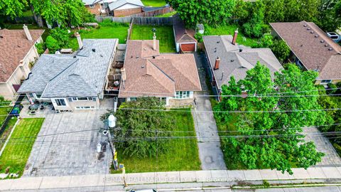 Photo 38 at 60 Vradenberg Drive, Sullivan, Toronto
