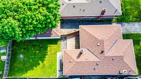 Photo 40 at 60 Vradenberg Drive, Sullivan, Toronto