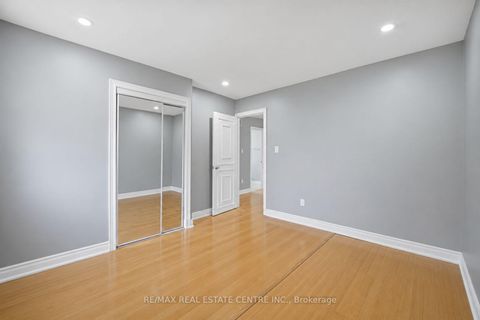 Photo 8 at 53 Farmhill Court, Rouge E11, Toronto