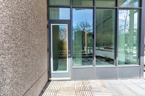 Photo 14 at 121 - 231 Fort York Boulevard, Niagara, Toronto