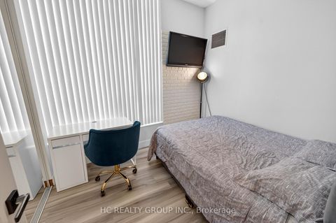Photo 34 at 121 - 231 Fort York Boulevard, Niagara, Toronto