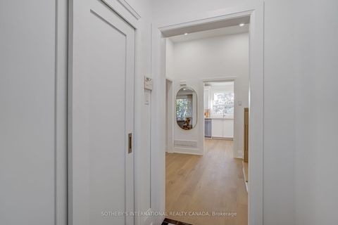 Photo 7 at 34 Euphrasia Drive, Glen Park, Toronto
