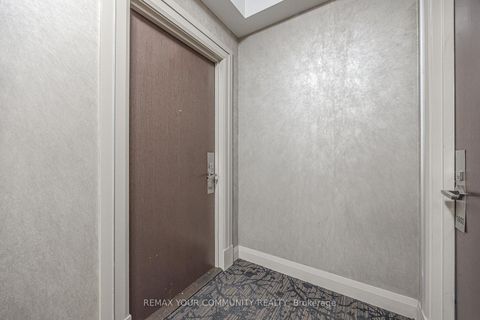Photo 4 at 1601 - 75 North Park Road, Beverley Glen, Vaughan