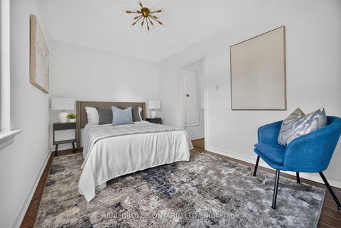 Photo 22 at 30 Willowmount Drive, Birchmount, Toronto