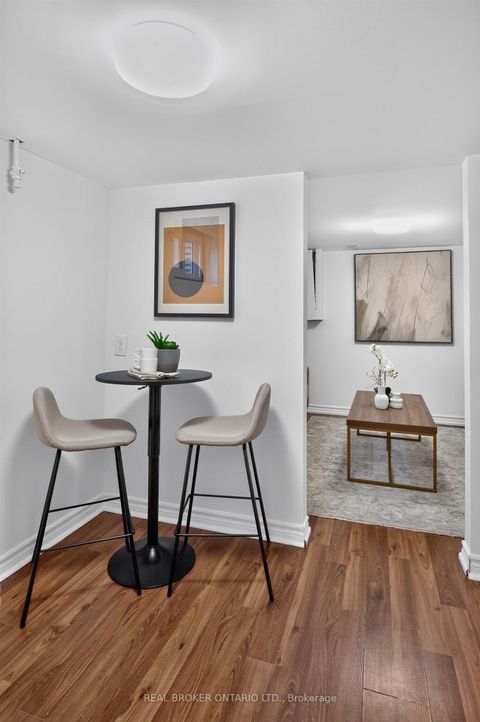 Photo 32 at 30 Willowmount Drive, Birchmount, Toronto