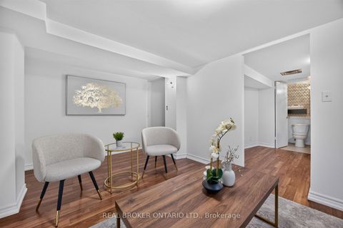 Photo 35 at 30 Willowmount Drive, Birchmount, Toronto