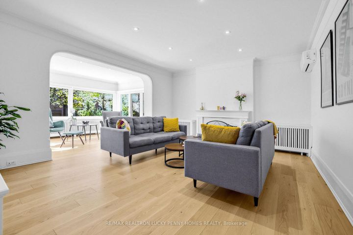 Photo 5 at 96 Whitehall Road, Moore Park, Toronto