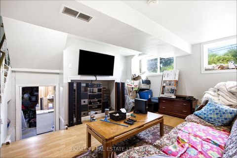 Photo 3 at 16 Steel Street, Grove East, Barrie