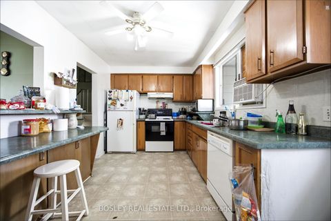 Photo 10 at 16 Steel Street, Grove East, Barrie