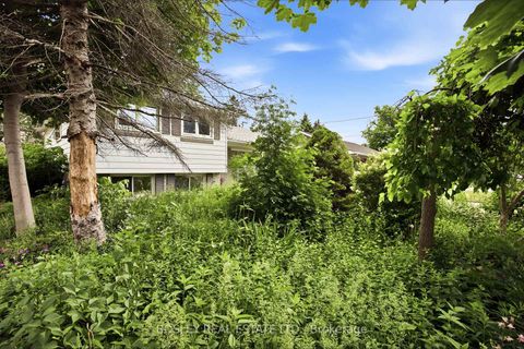 Photo 46 at 16 Steel Street, Grove East, Barrie