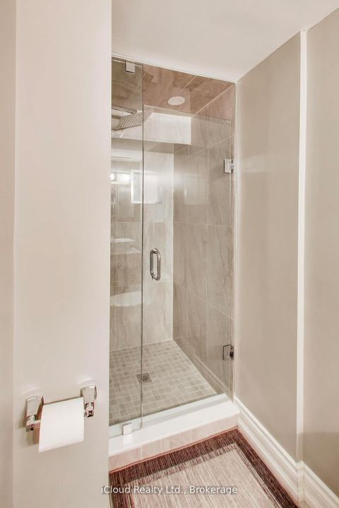 Photo 17 at 29 Pumfrey Crescent, Jamestown, Toronto