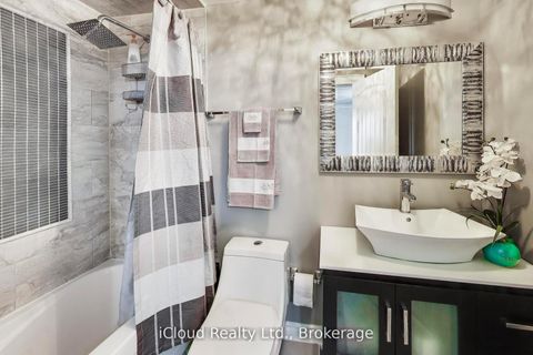 Photo 21 at 29 Pumfrey Crescent, Jamestown, Toronto
