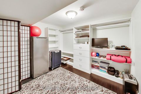 Photo 27 at 29 Pumfrey Crescent, Jamestown, Toronto