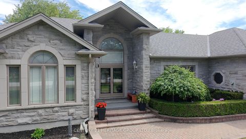 Photo 2 at 49 Shore Crescent, Historic Lakeshore Communities, Georgina