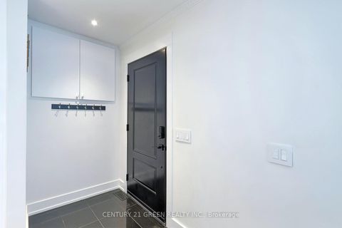 Photo 4 at 32 Castlebar Road, Queensway, Toronto