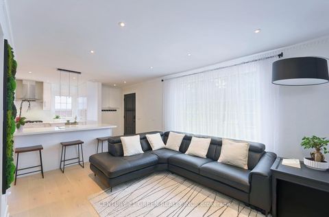 Photo 6 at 32 Castlebar Road, Queensway, Toronto