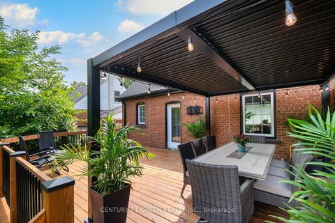 Photo 32 at 32 Castlebar Road, Queensway, Toronto