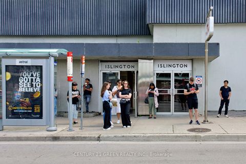 Photo 46 at 32 Castlebar Road, Queensway, Toronto