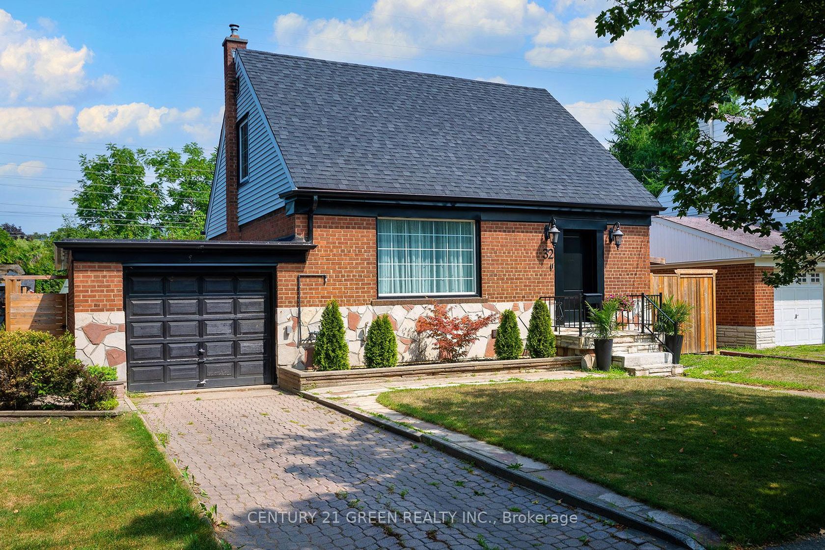 32 Castlebar Road, Queensway, Toronto 