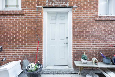 Photo 13 at 519 Rogers Road, Eglinton West, Toronto