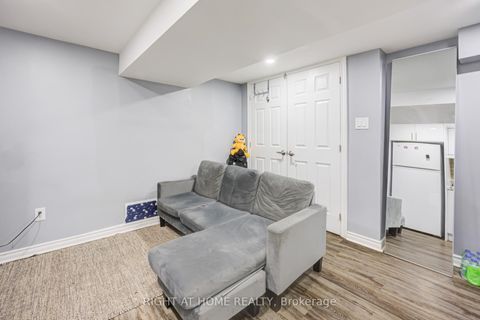 Photo 17 at 519 Rogers Road, Eglinton West, Toronto