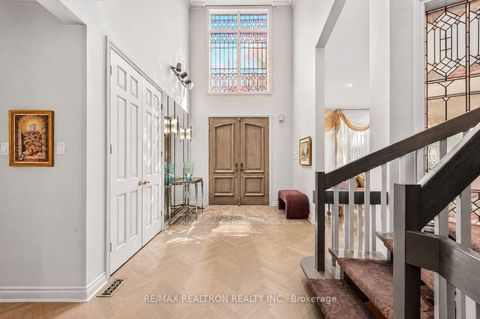 Photo 6 at 15 Sunforest Court, Newtonbrook West, Toronto