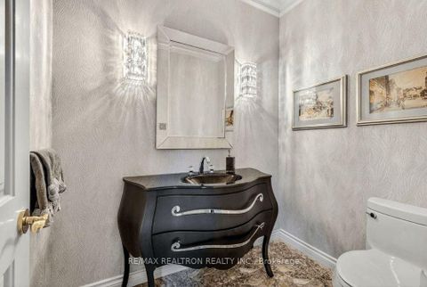 Photo 19 at 15 Sunforest Court, Newtonbrook West, Toronto