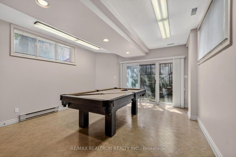 Photo 33 at 15 Sunforest Court, Newtonbrook West, Toronto