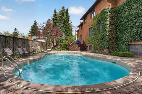 Photo 40 at 15 Sunforest Court, Newtonbrook West, Toronto