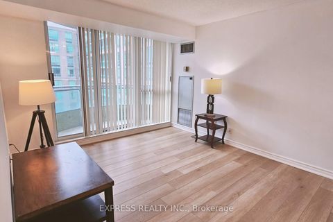 Photo 9 at 900 - 8 Pemberton Avenue, Newtonbrook East, Toronto