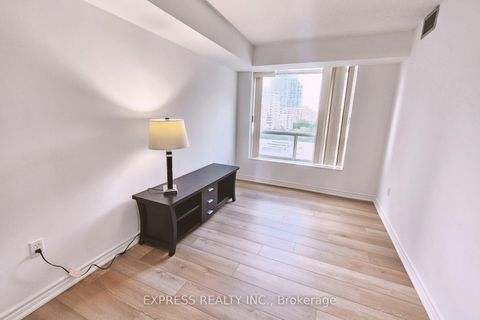 Photo 15 at 900 - 8 Pemberton Avenue, Newtonbrook East, Toronto