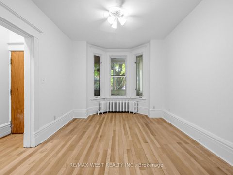 Photo 2 at 50 Albany Avenue, Annex, Toronto