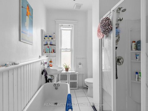Photo 8 at 50 Albany Avenue, Annex, Toronto