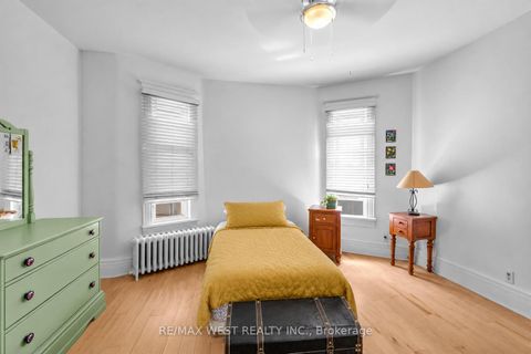 Photo 9 at 50 Albany Avenue, Annex, Toronto