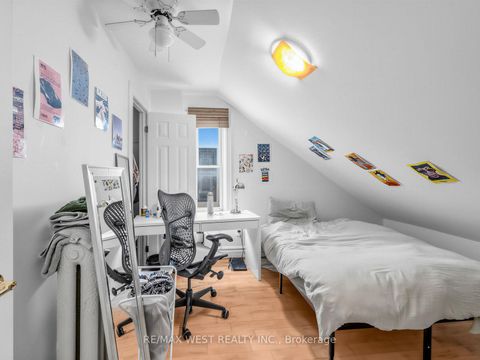 Photo 14 at 50 Albany Avenue, Annex, Toronto