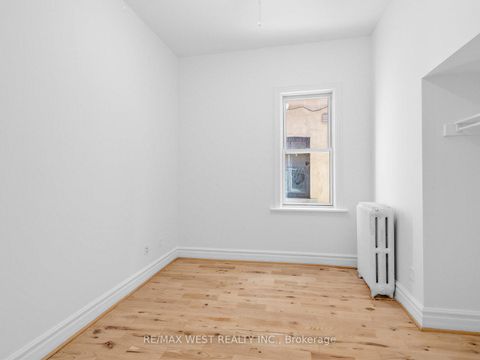 Photo 17 at 50 Albany Avenue, Annex, Toronto