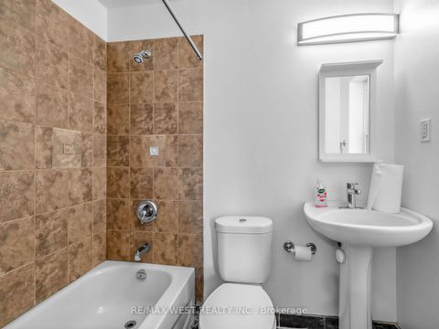 Photo 21 at 50 Albany Avenue, Annex, Toronto
