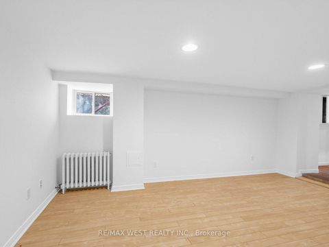Photo 27 at 50 Albany Avenue, Annex, Toronto
