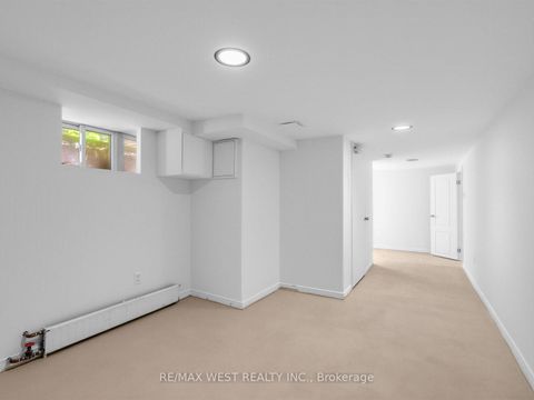 Photo 35 at 50 Albany Avenue, Annex, Toronto
