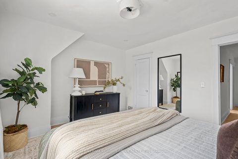 Photo 15 at 451 Ashdale Avenue, Coxwell, Toronto