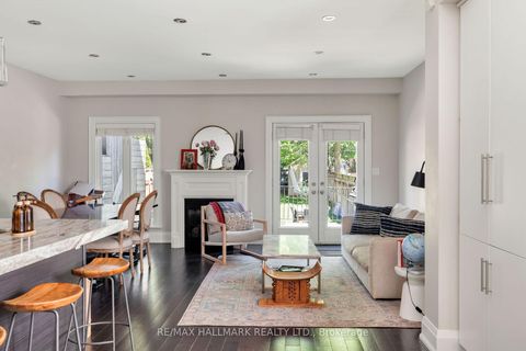 Photo 9 at 194 Erskine Avenue, Mount Pleasant East, Toronto