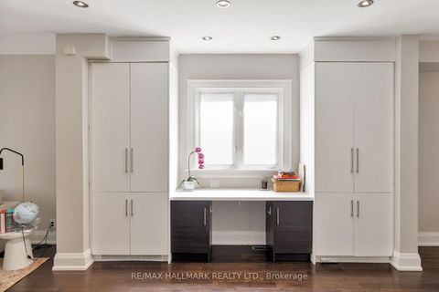Photo 11 at 194 Erskine Avenue, Mount Pleasant East, Toronto