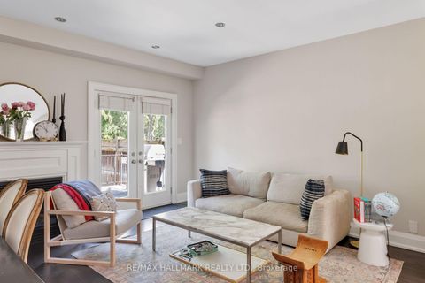 Photo 13 at 194 Erskine Avenue, Mount Pleasant East, Toronto