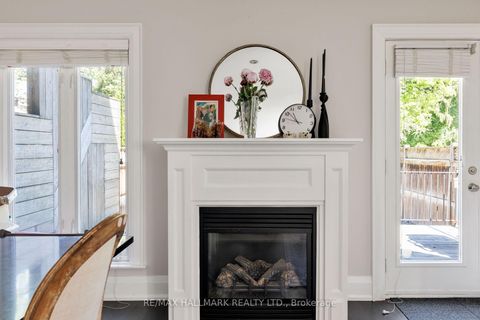 Photo 15 at 194 Erskine Avenue, Mount Pleasant East, Toronto