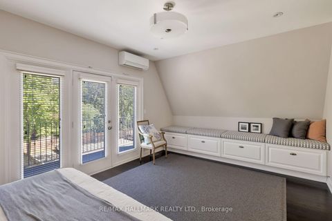 Photo 20 at 194 Erskine Avenue, Mount Pleasant East, Toronto