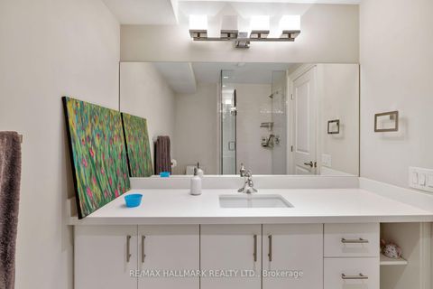 Photo 36 at 194 Erskine Avenue, Mount Pleasant East, Toronto