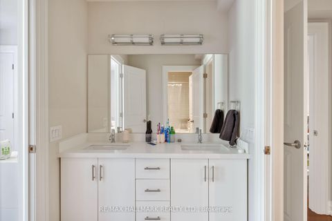 Photo 41 at 194 Erskine Avenue, Mount Pleasant East, Toronto